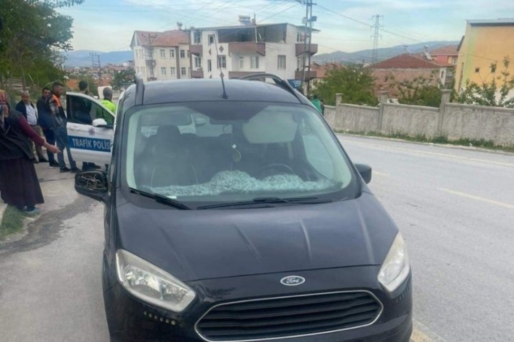 Malatya'da Otomobilin &ccedil;arptığı yaya yaralandı