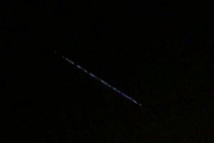 Starlink uyduları Osmaniye semalarında g&ouml;r&uuml;ld&uuml;