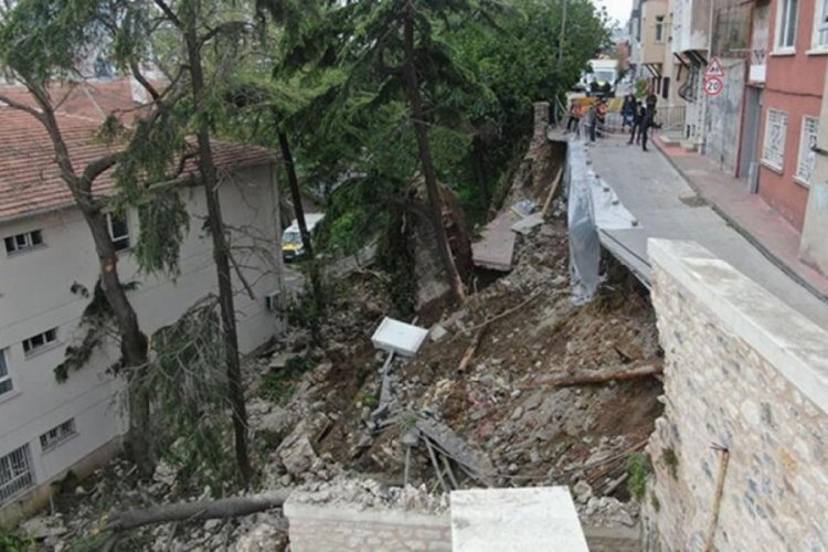 İstanbul'da 3 bina boşaltılarak m&uuml;h&uuml;rlendi