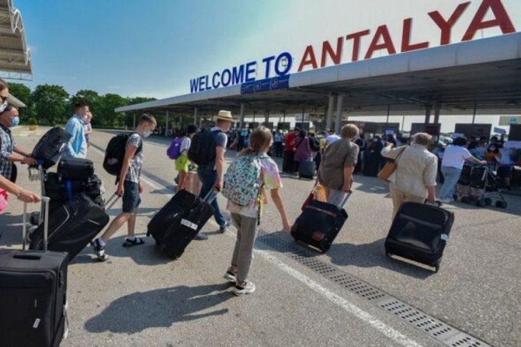Antalya'ya Alman turist akını
