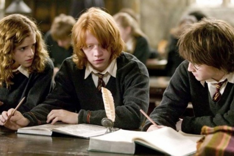 Telefonunuzda Harry Potter b&uuml;y&uuml;s&uuml; yapabileceğinizi biliyor musunuz?