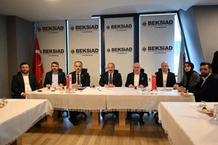 Varank, BEKSİAD y&ouml;neticileri ile buluştu