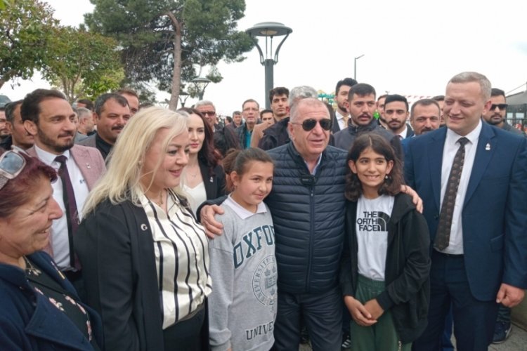 &Uuml;mit &Ouml;zdağ, Gemlik'te esnafı ziyaret etti