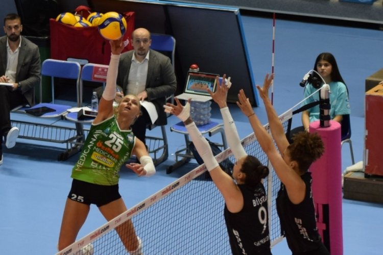 Nil&uuml;fer'in sultanları Avrupa'yı garantiledi