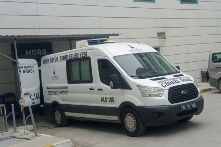 İzmir'de kadın cinayeti! Eşini 6 g&uuml;n &ouml;nce taşındıkları evde &ouml;ld&uuml;rd&uuml;