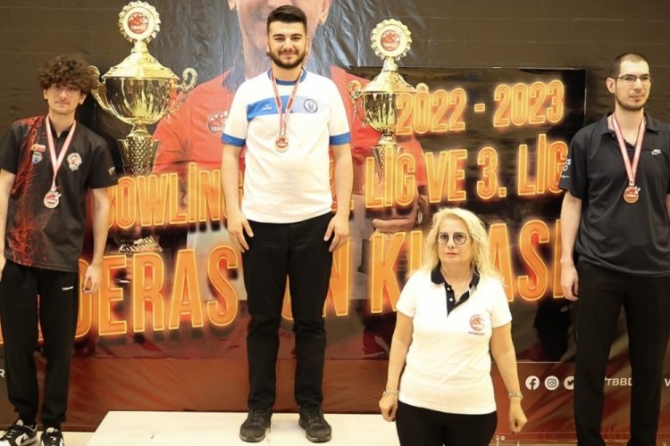 Bayburt &Uuml;niversitesi bowling başarılarına doymuyor