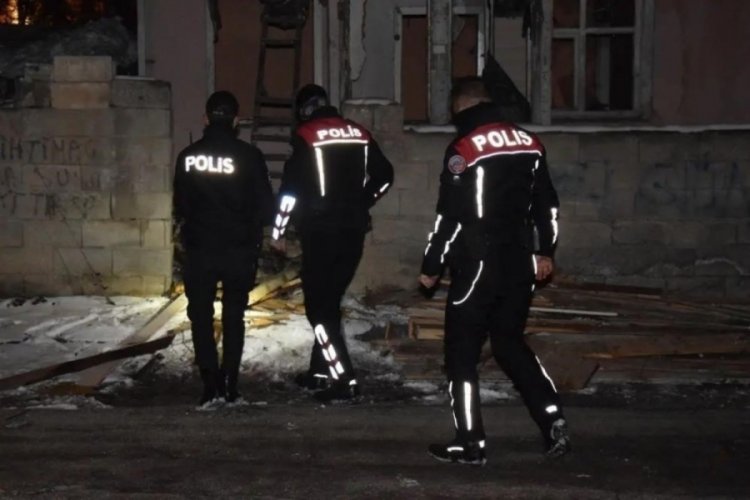 Erzincan'da 72 yıl hapis cezası bulunan 22 kişi yakalandı