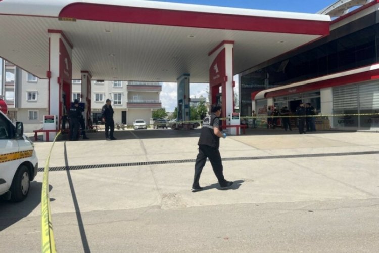 Kilis'te petrol istasyonunda t&uuml;fekli saldırı: 1 yaralı