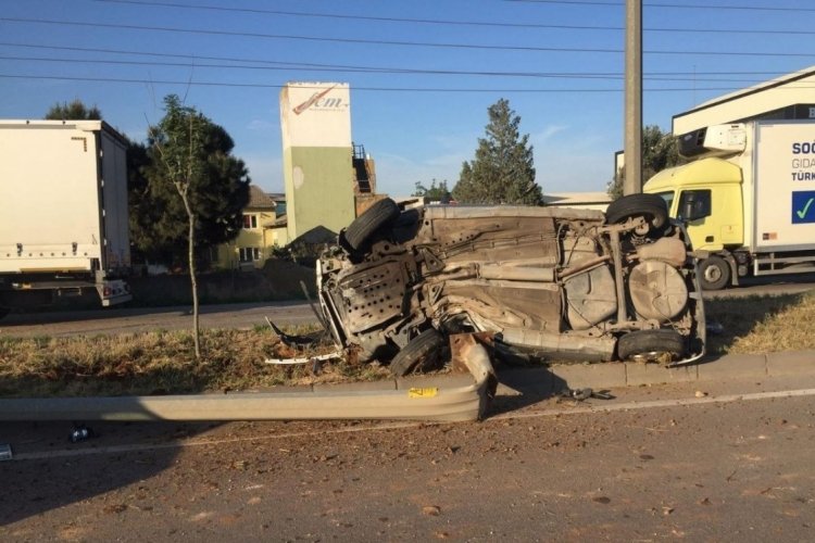 Balıkesir'de trafik kazası: 3 yaralı