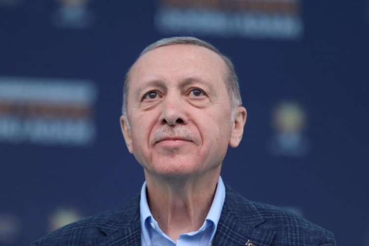 Erdoğan: Bizim şarkımız da millete hizmet aşkımız da hi&ccedil; bitmez