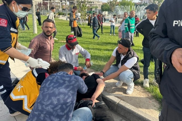 Aksaray'da bı&ccedil;aklı kavga
