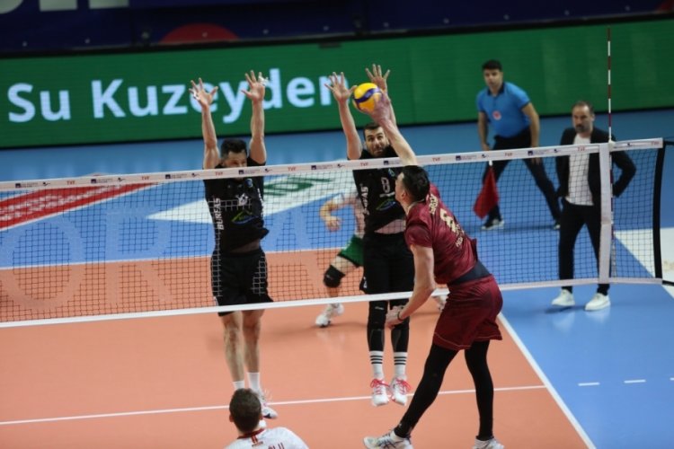 Bursa B&uuml;y&uuml;kşehir Belediyespor Galatasaray HDI Sigorta ile 5.'lik i&ccedil;in karşılaşacak