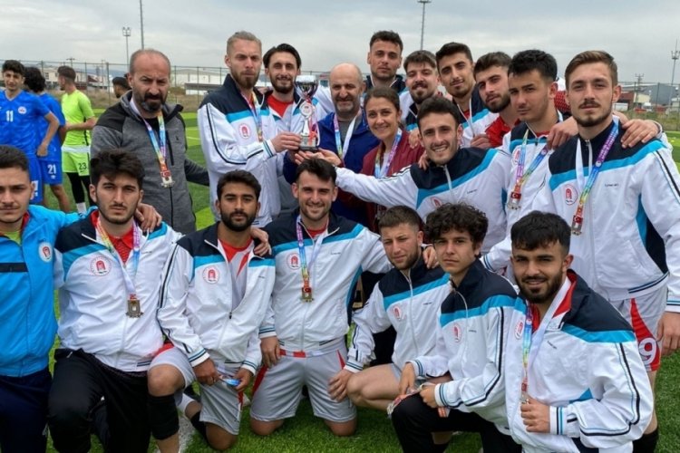 Amasya &Uuml;niversitesi futbol takımı futbol s&uuml;per ligine y&uuml;kseldi