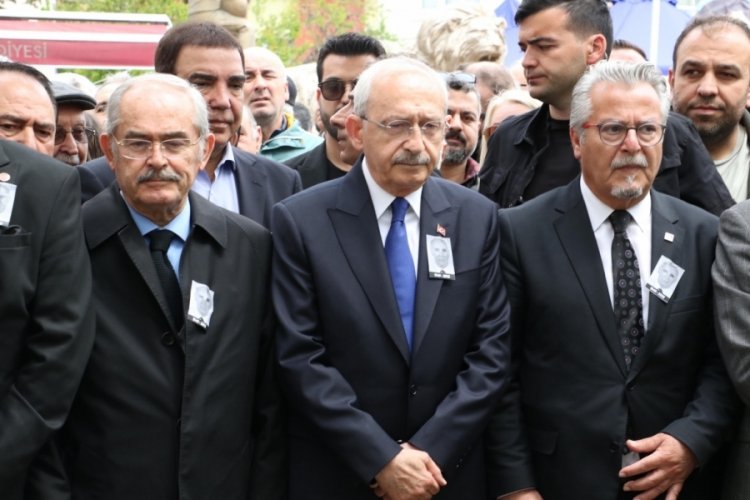 Selvi Kılı&ccedil;daroğlu'nun ağabeyi son yolculuğuna uğurlandı