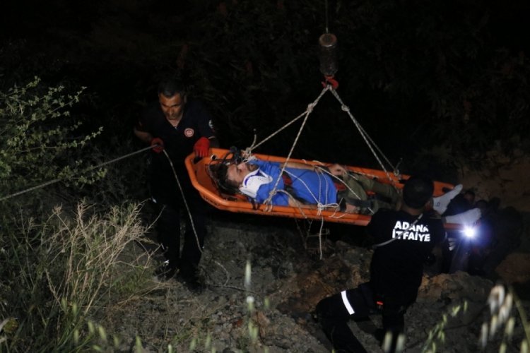 Adana'da kayıp bilgisayar teknisyeni, 30 metre yama&ccedil;tan yuvarlanmış halde yaralı olarak bulundu