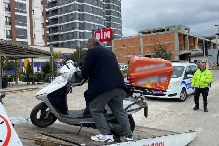 Tekirdağ'da motosikletle akrobatik hareketler yaparken kaza ge&ccedil;irdi