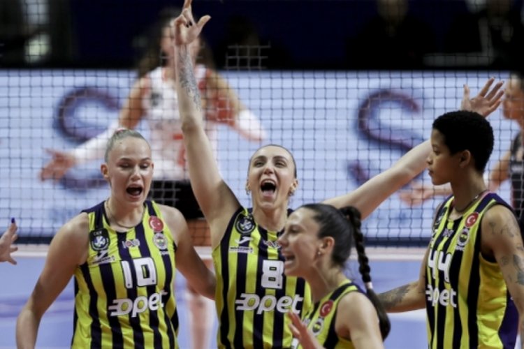 Voleybol Fenerbah&ccedil;e Opet şampiyon