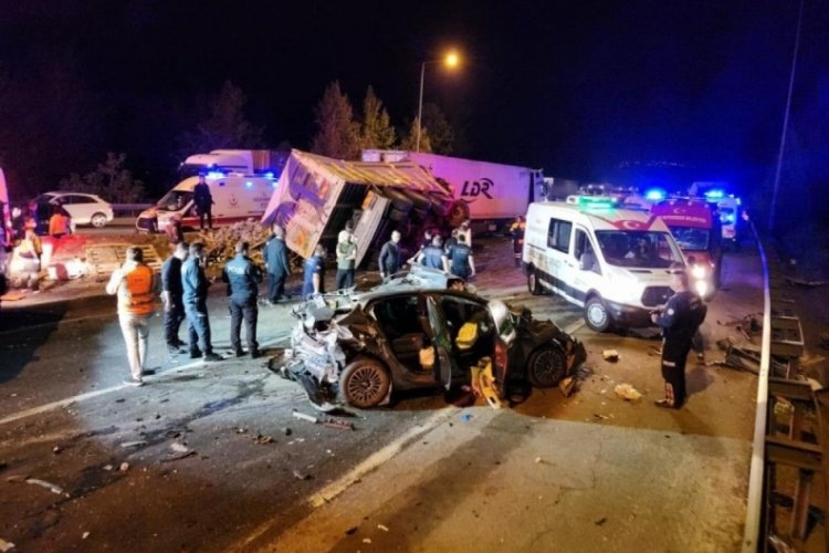 Adana'da katliam gibi kaza: 7 &ouml;l&uuml;, 7 yaralı