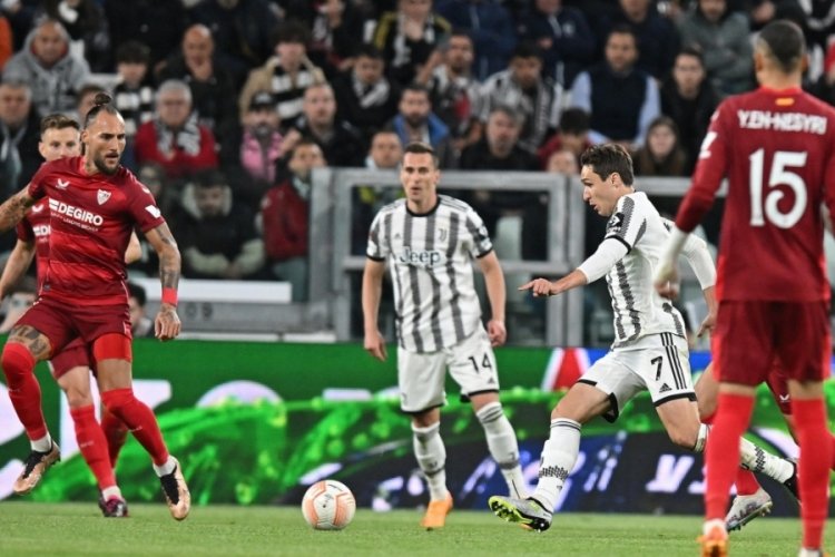 UEFA Avrupa Ligi Yarı Final ilk ma&ccedil;ları tamamlandı