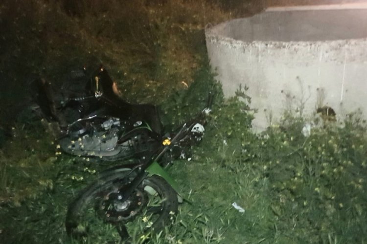 Ankara'da motosiklet su kuyusuna &ccedil;arptı: 1 &ouml;l&uuml;, 1 yaralı