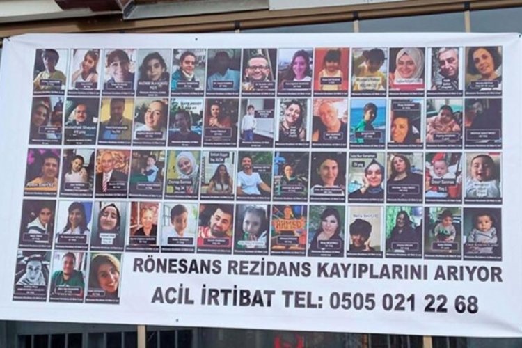 Hatay R&ouml;nesans Rezidans enkazında bulunamayan 55 kişi i&ccedil;in pankart