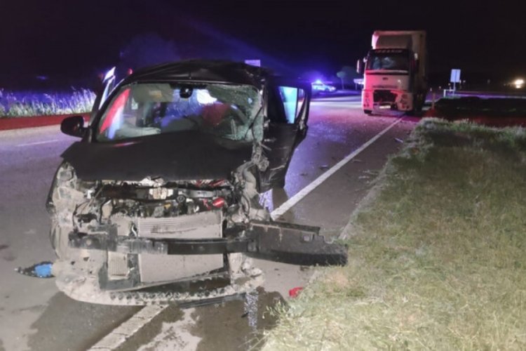 Tokat'ta kamyon ile otomobil &ccedil;arpıştı: 1 &ouml;l&uuml;