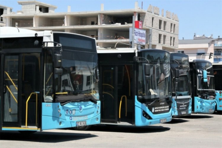 Antalya'da 17 bin TL maaşla &ccedil;alışacak şof&ouml;r bulunamıyor