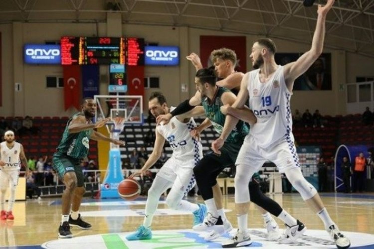 Pınar Karşıyaka'nın deplasman kabusu