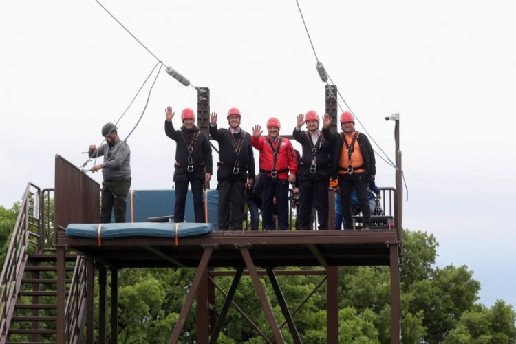 Bakan Varank, Macera Bursa'da Adrenalin tutkunlarının heyecanına ortak oldu