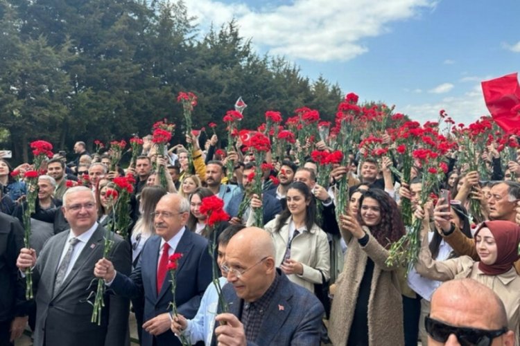 Kılı&ccedil;daroğlu'ndan Anıtkabir'e ziyaret