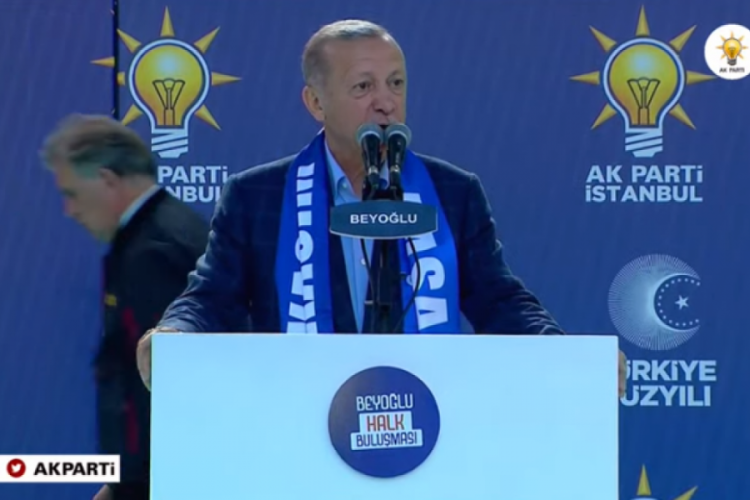 Erdoğan: 2024'te b&uuml;y&uuml;kşehiri bunlardan yeniden almamız lazım