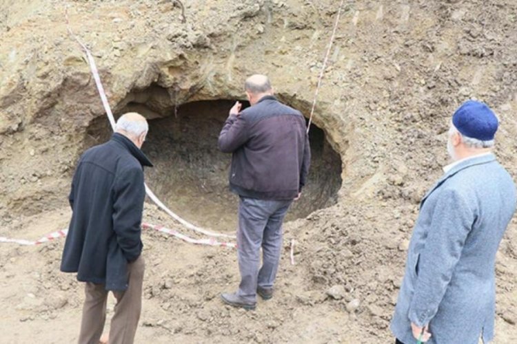 Samsun'da İnşaat kazısı sırasında 'mezar odası' ortaya &ccedil;ıktı