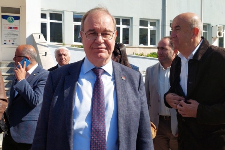 CHP Genel Başkan Yardımcısı &Ouml;ztrak oyunu kullandı
