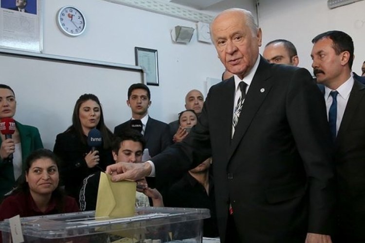 Devlet Bah&ccedil;eli oyunu kullandı