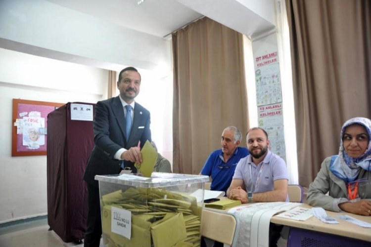 K&uuml;rşad Zorlu oyunu Ankara'da kullandı