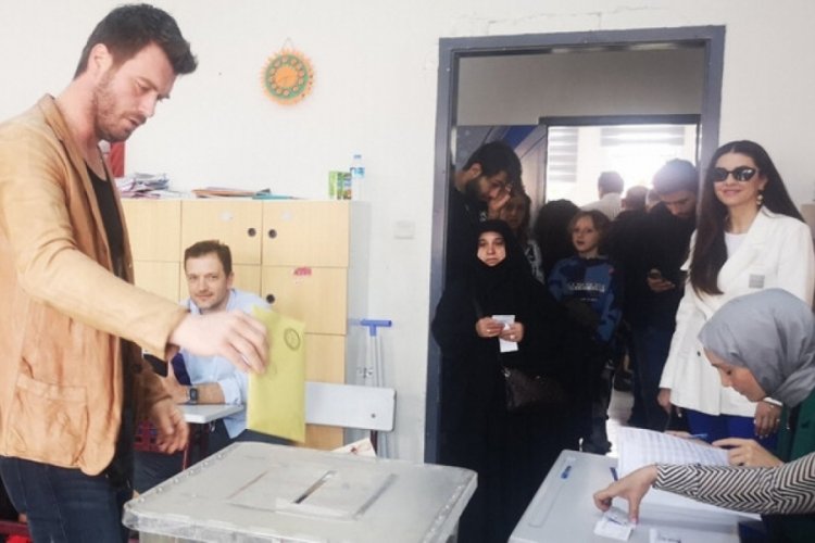 Kıvan&ccedil; Tatlıtuğ oyunu kullandı