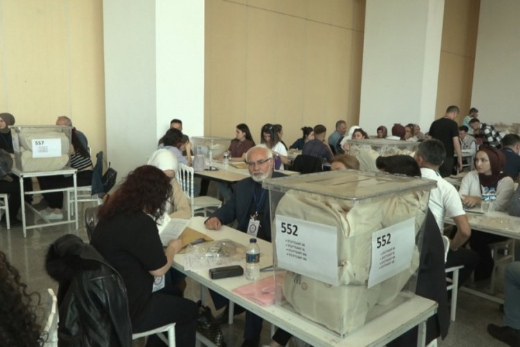 Yurt dışı oylarının sayımına başlandı