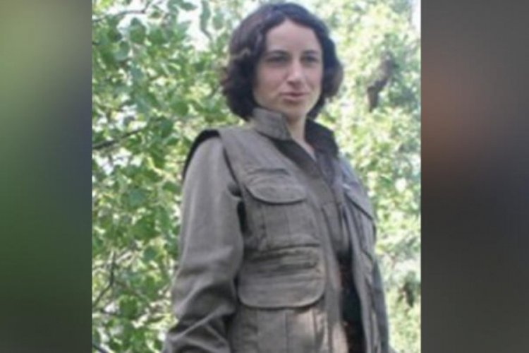 &Ouml;ld&uuml;r&uuml;len ter&ouml;ristin yerine oy kullanırken yakalandı!