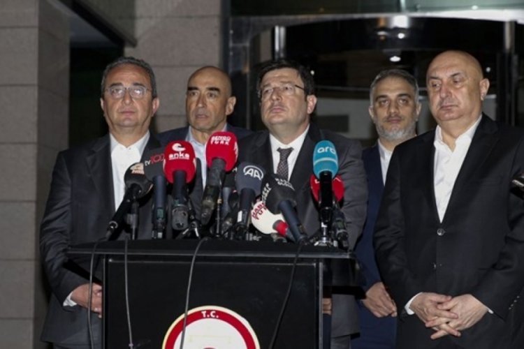 Cumhuriyet Halk Partisi heyeti YSK'yı ziyaret etti