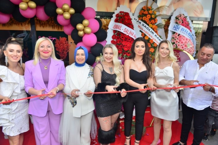 Bursa'da Lara ile eğlenceli a&ccedil;ılış