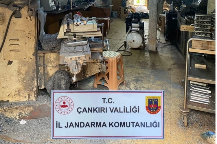 &Ccedil;ankırı'da silah ka&ccedil;ak&ccedil;ılarına operasyon: 7 kişi g&ouml;zaltı
