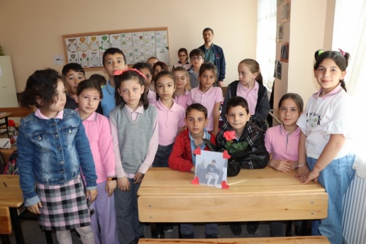 Sakarya'da trakt&ouml;r&uuml;n altında kalarak hayatını kaybeden Berat toprağa verildi