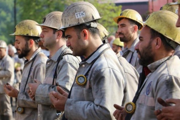 Zonguldak'taki faciada vefat edenler 13'&uuml;nc&uuml; yılında dualarla anıldı