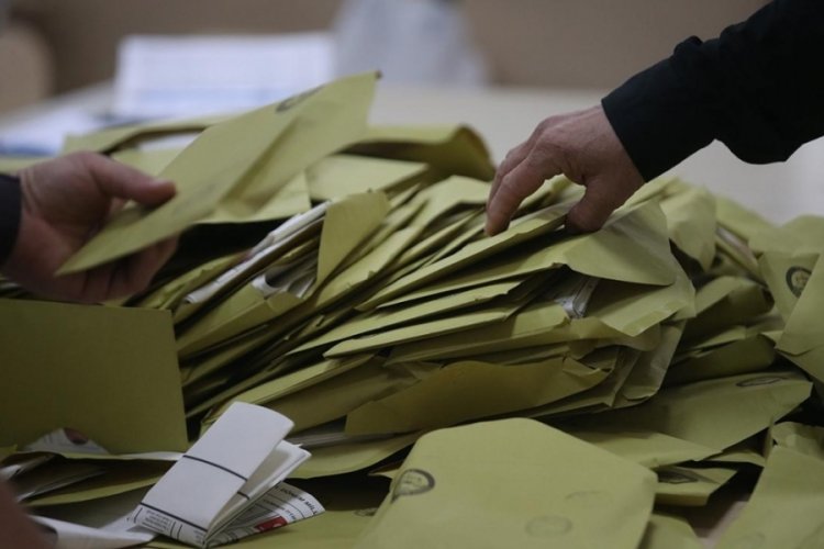 Bursalılar se&ccedil;im sonu&ccedil;ları hakkında ne d&uuml;ş&uuml;n&uuml;yor? 2. turda sandığa gidecek mi?