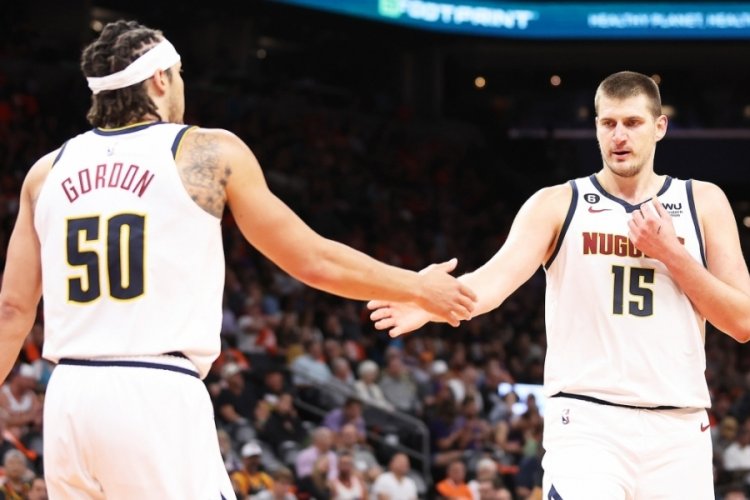NBA'de Denver Nuggets, seriye galibiyetle başladı
