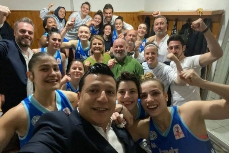 İzmit Belediyespor Kadın Basketbol Takımı, Alanya Belediyespor'u yendi
