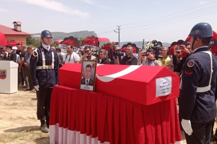 Şehit Uzman &Ccedil;avuş &Ouml;lmez, memleketinde son yolculuğuna uğurlandı
