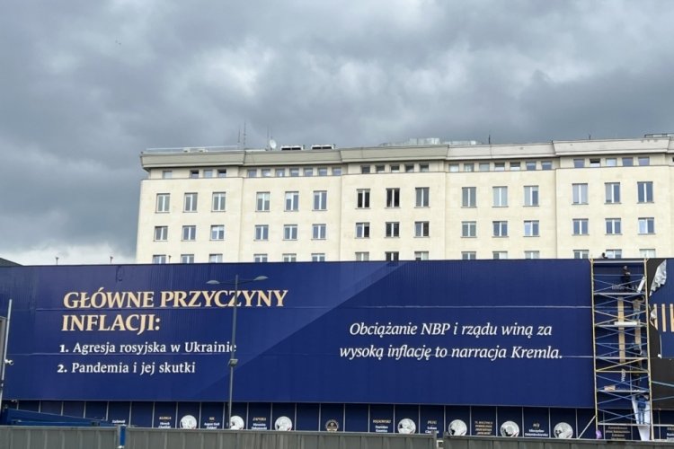 Polonya, y&uuml;ksek enflasyon i&ccedil;in Rusya'yı su&ccedil;ladı