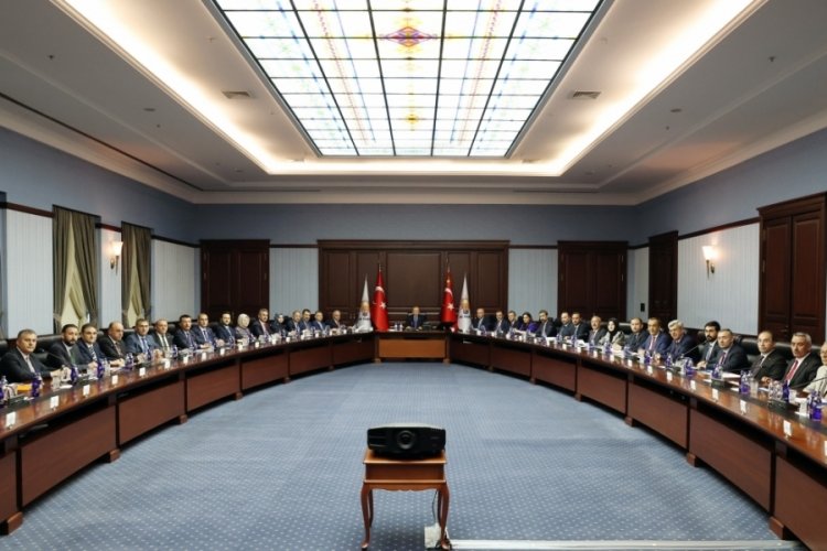 Erdoğan, Ankara'da parti il teşkilatı ile bir araya geldi