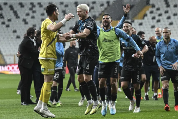 Gol d&uuml;ellosu Adana Demirspor'un